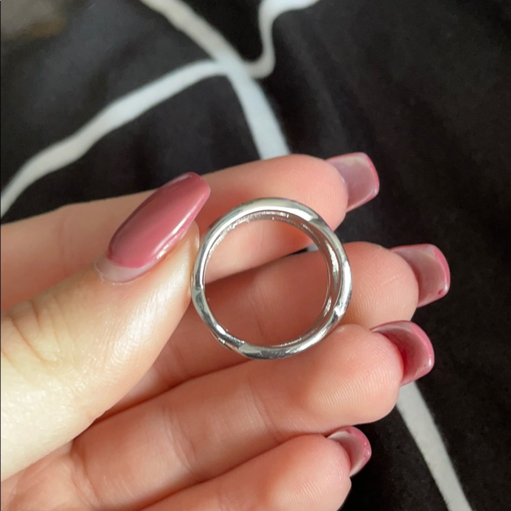 Cute ring - Picture 3 of 4